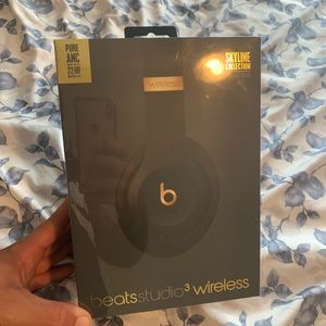 Beats studio 3 wireless headphones